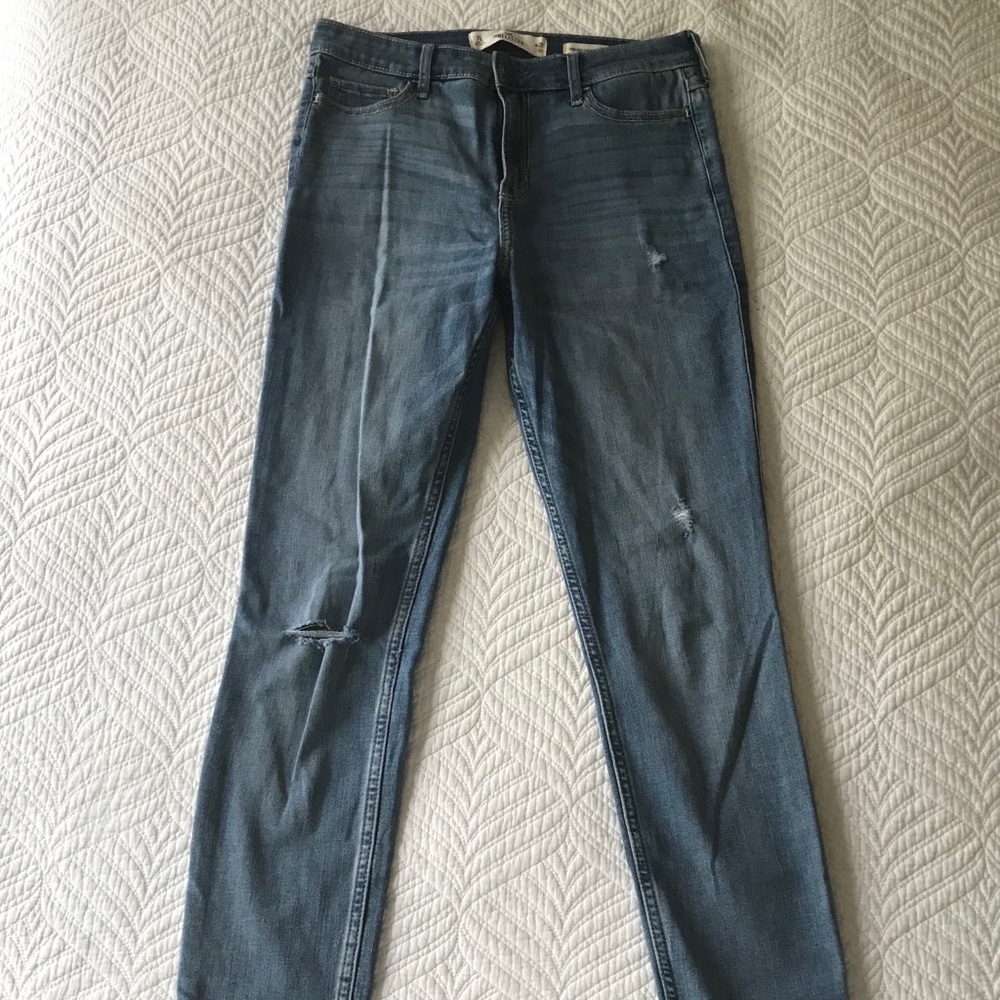 Hollister Jeans